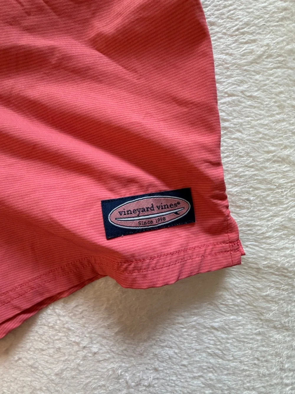 Vineyard Vines Men's 6